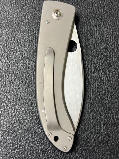 Bob Lum Custom XXXL Chinese Folder