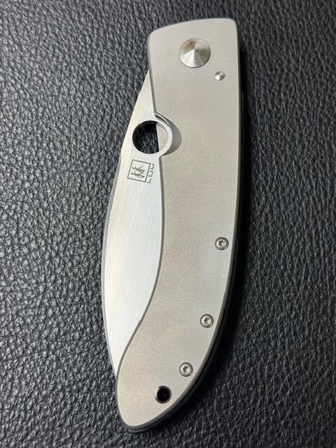 Bob Lum Custom XXXL Chinese Folder