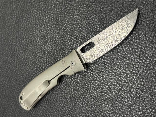Tom Mayo Damasteel Medium TNT (Preowned) Mint