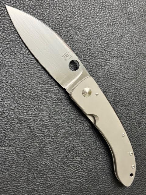 Bob Lum Custom XXXL Chinese Folder